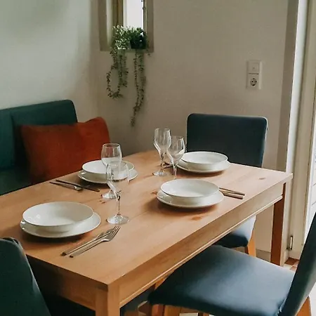 Appartement 2br Wohnen Mit Aussicht In Der Malerischen Altstadt - Gemuetlich & Zentral