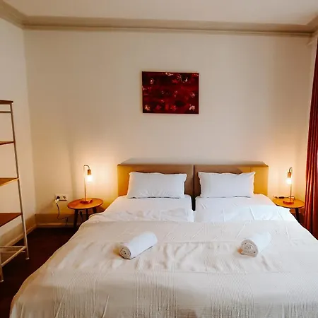 2br Wohnen Mit Aussicht In Der Malerischen Altstadt - Gemuetlich & Zentral